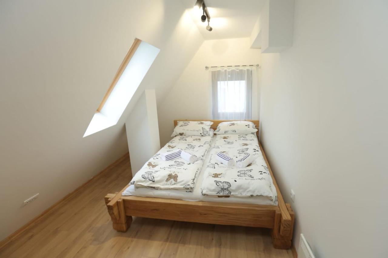 Wood Apartmani - Vila Zimska Idila Jahorina Exterior foto